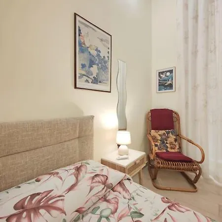 Neathea نابولي