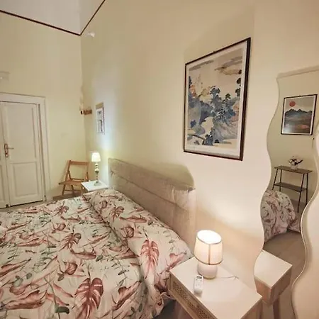 Neathea Apartman *